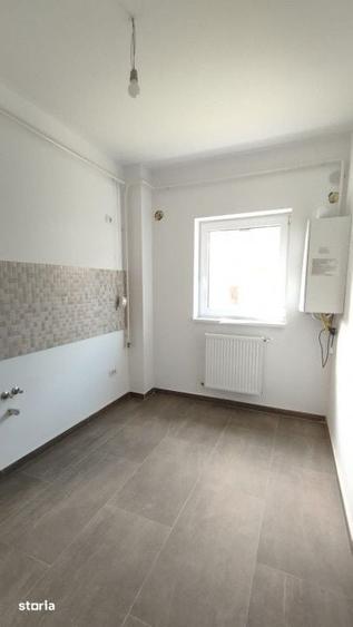 Apartament cu 2 camere decomandat în Păcurari — fotografia 3