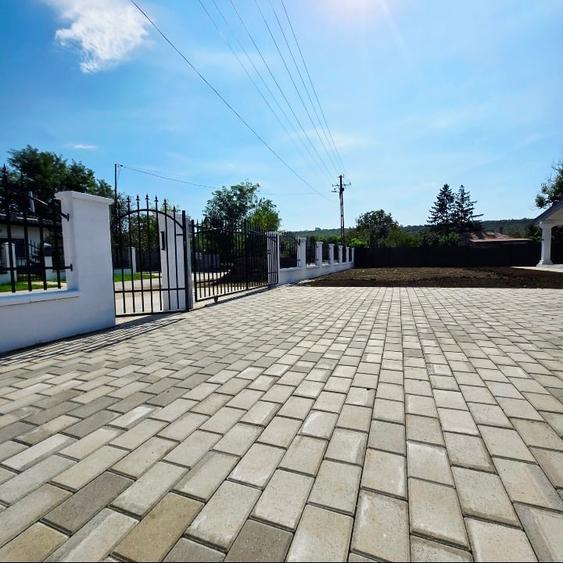 Casă individuală cu 4 camere cu Canalizare în Victoria