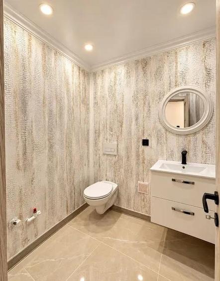 Apartament cu 4 camere decomandat în Apollo