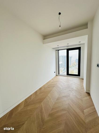 Apartament cu 3 camere în Tei