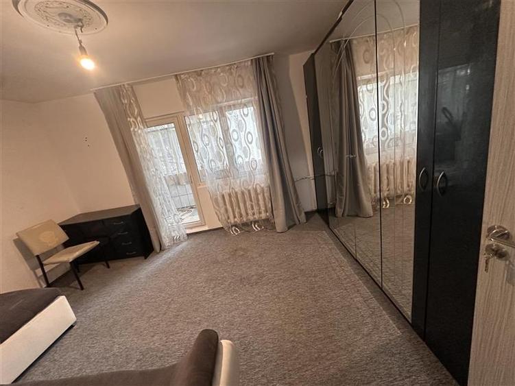 Garsonieră decomandată, mobilată în Șagului
