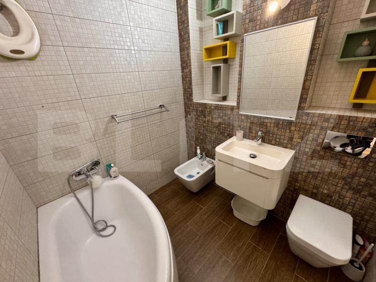 Apartament cu 3 camere decomandat în Valea Rosie