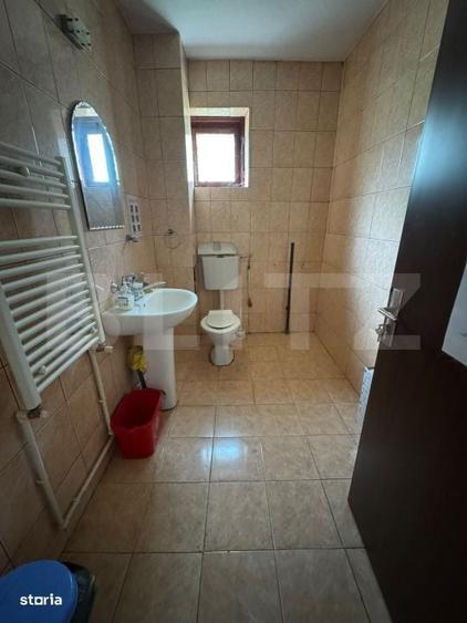 Casă cu 4 camere în Dorobanți