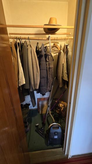 Apartament cu 3 camere decomandat în Berceni