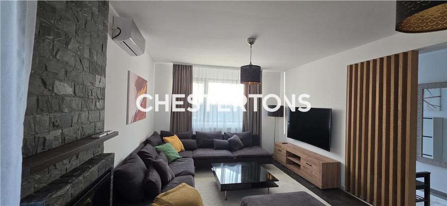 Duplex cu 4 camere cu Canalizare în Domnești