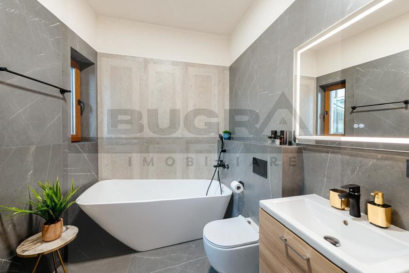 Apartament cu 3 camere semidecomandat, mobilat în Central