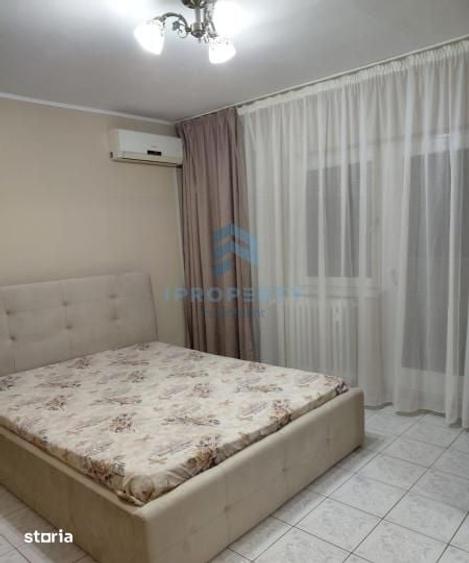 Apartament cu 3 camere decomandat în Nerva Traian