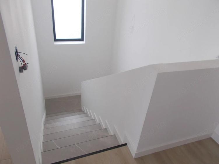 Triplex, P+E, Sacalaz, 3 si 2 dormitoare, living, la cheie, 105 si 86mp, com=0% - 15