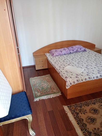 Apartament cu 3 camere decomandat în Exterior Vest
