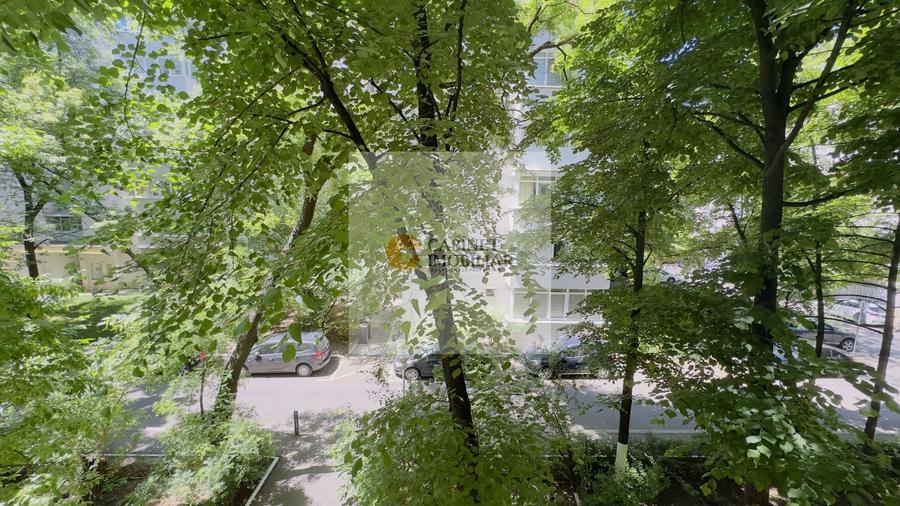 Apartament cu 2 camere decomandat în Drumul Taberei