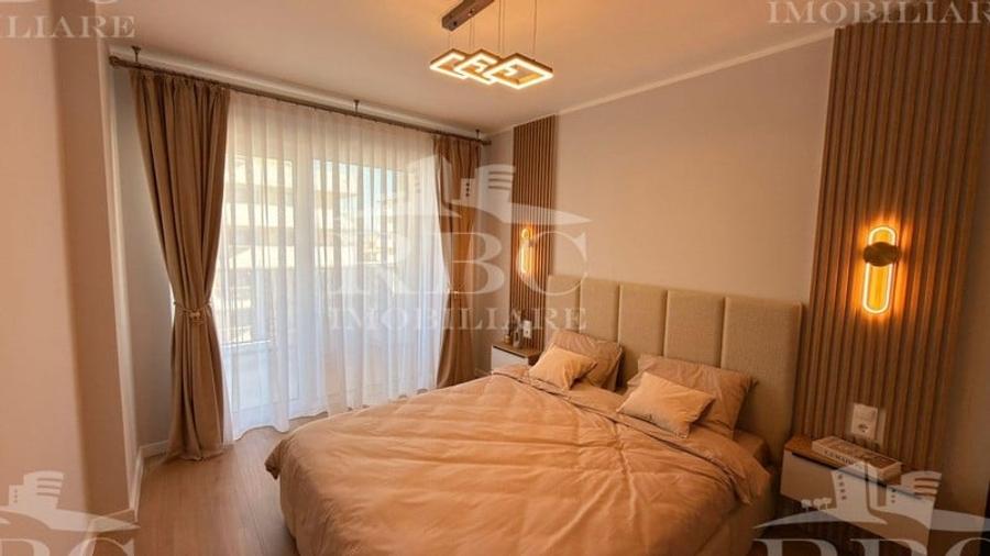 Apartament cu 3 camere semidecomandat în Florești
