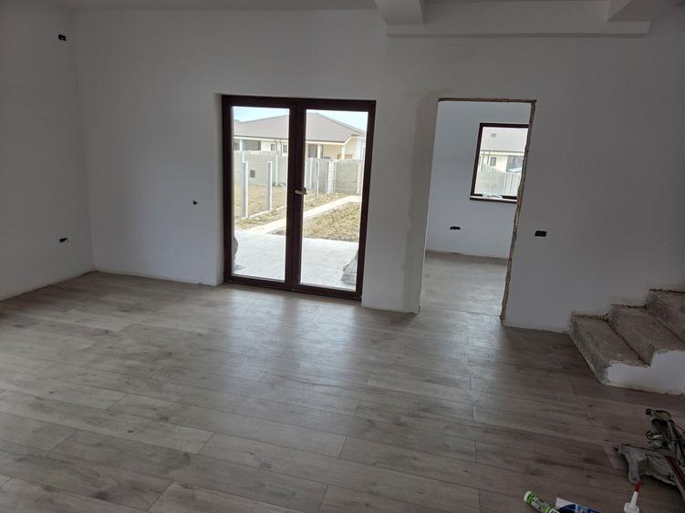 Casa de vanzare Mosnita direct proprietar 5 camere,+tva - 4
