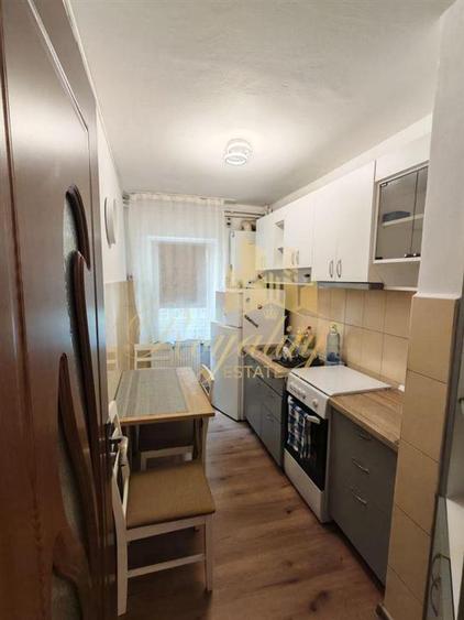 Garsonieră decomandată, mobilată în Complex Studențesc
