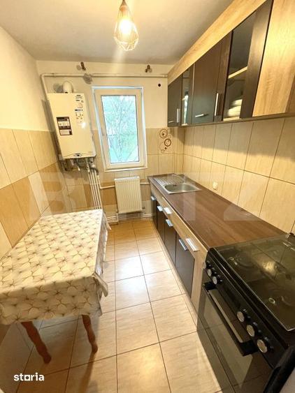 Apartament cu 2 camere semidecomandat în George Enescu