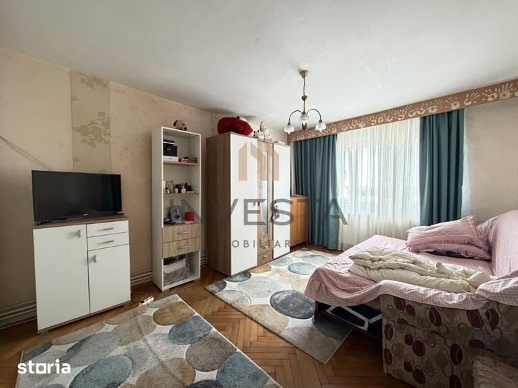Apartament cu 4 camere decomandat în Zorilor