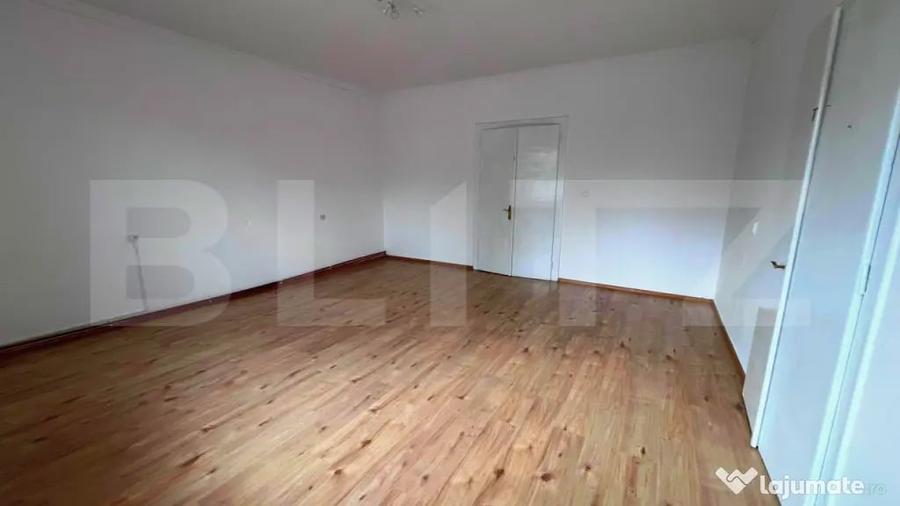Spațiu comercial, de 180 mp, în Central