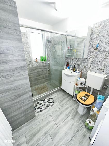 Casă cu 4 camere cu Teren 998 Mp în Central