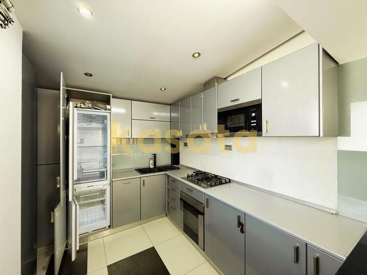 Apartament cu 3 camere decomandat, mobilat în Moșilor