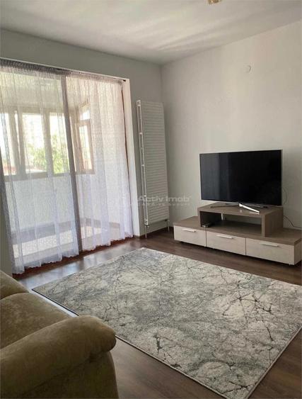 Apartament cu 2 camere decomandat în Ultracentral