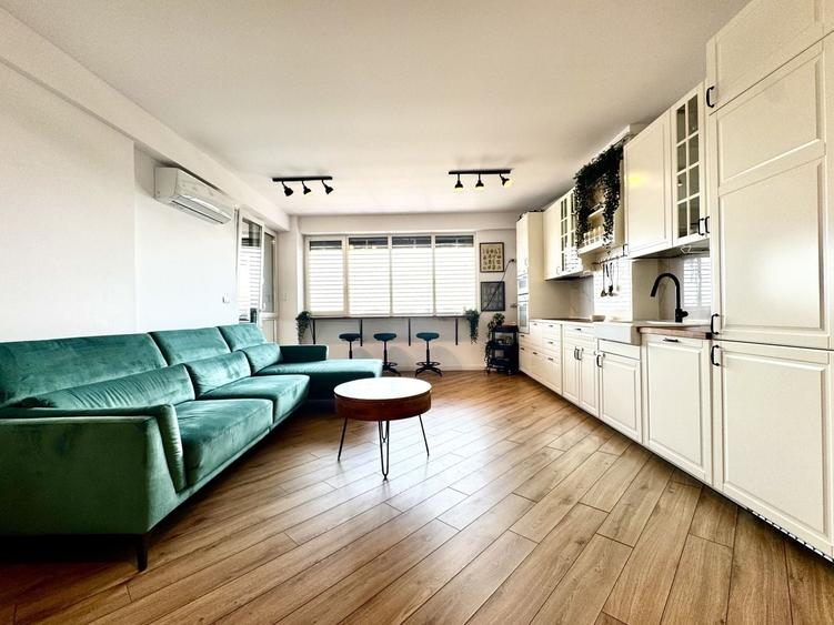 Apartament cu 3 camere decomandat, mobilat în Giroc