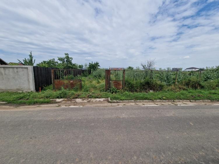 Teren de 967 mp, în Pantelimon