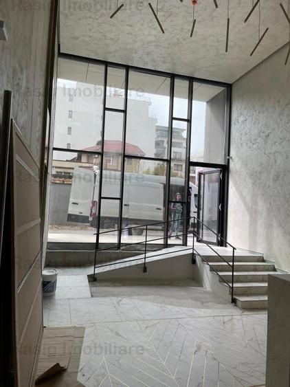 Apartament cu 2 camere decomandat în Aviației