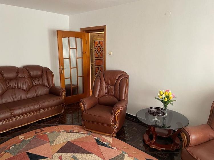 Apartament cu 4 camere în Central
