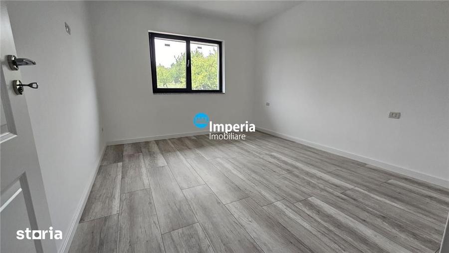 Casă cu 5 camere cu Teren 650 Mp în Bârnova