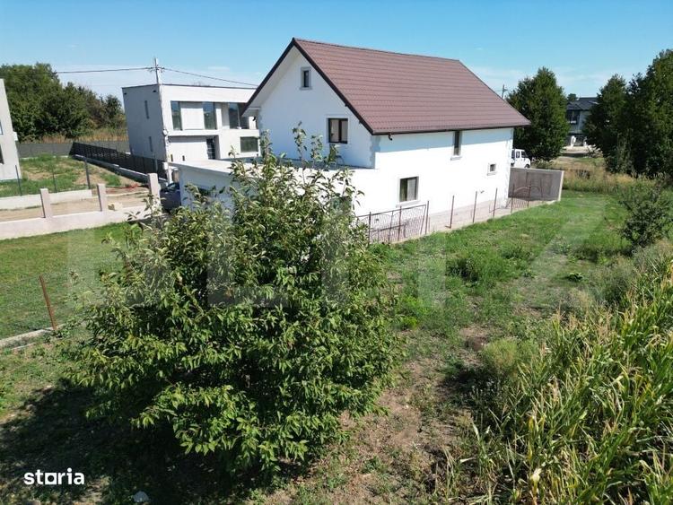 Casă cu 4 camere în Valea Ursului