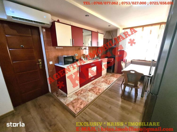 Apartament cu 3 camere decomandat în Central