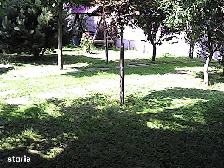 Casă cu 4 camere cu Teren 750 Mp în Central