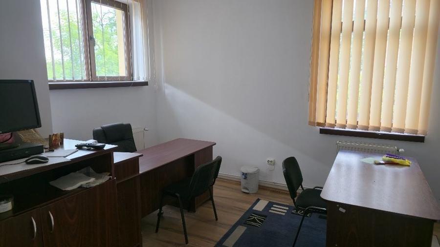 Casă cu 4 camere cu Teren 261 Mp în Central
