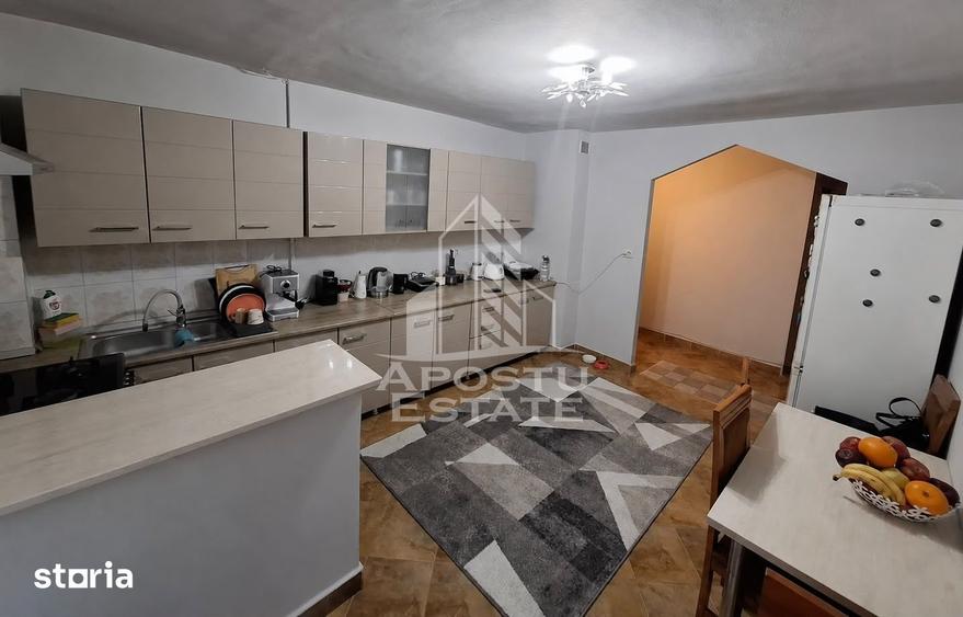 Apartament cu 4 camere de vanzare, etaj intermediar, Mircea cel batran - 11