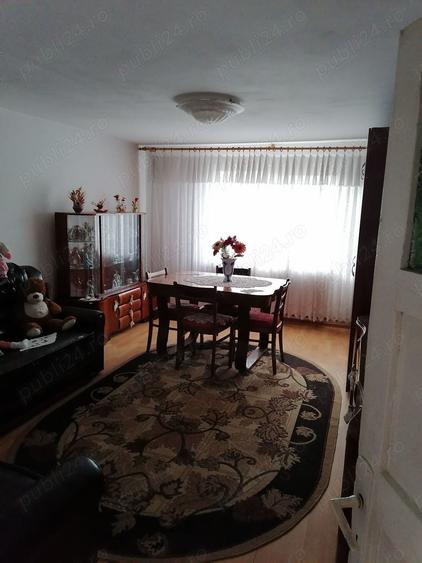 Casă cu 3 camere în Central