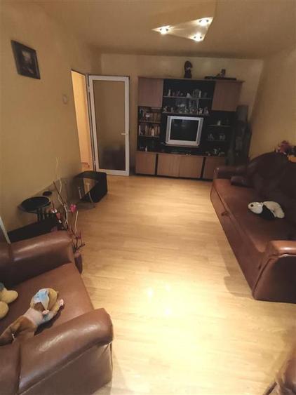 Apartament cu 2 camere decomandat în Apollo