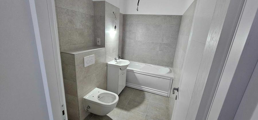 Apartament cu 2 camere decomandat în Sânpetru