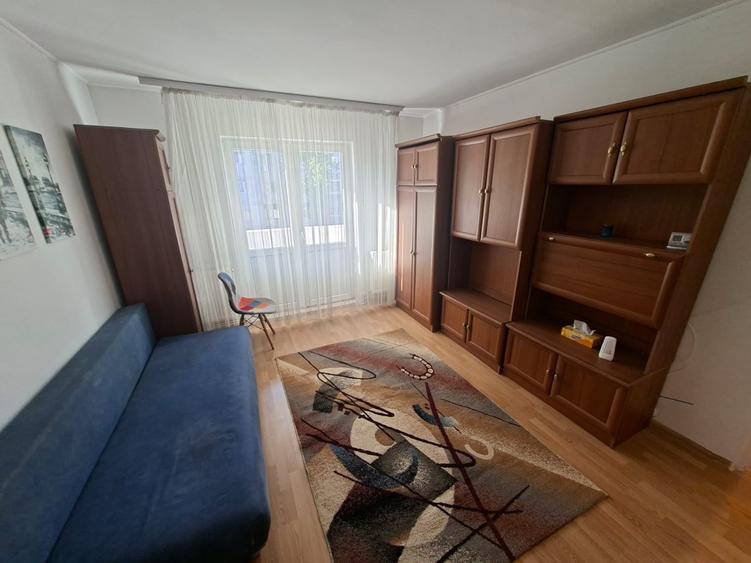 Apartament cu 2 camere semidecomandat în Metalurgie