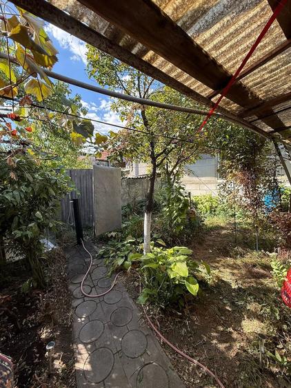 Casă cu 3 camere cu Teren 370 Mp în Eșelnița