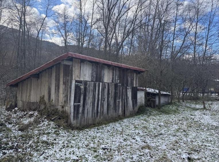 Casă cu 4 camere în Ocolișel