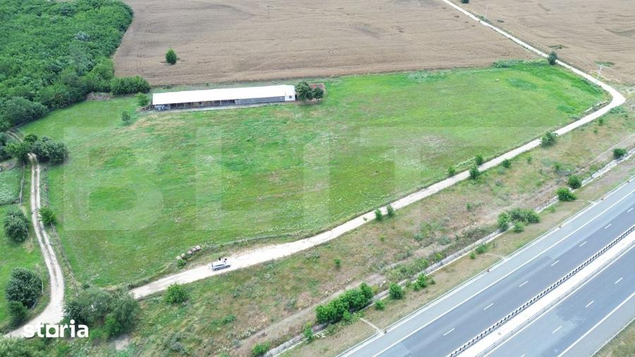 Teren de 17472 mp, în Central