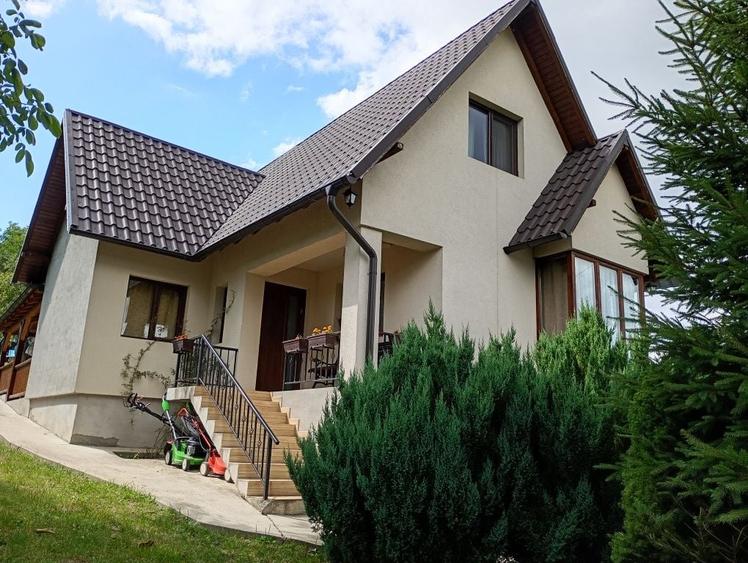 Casă cu 4 camere în Figa