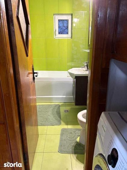 Apartament cu 3 camere în Cosâmbești