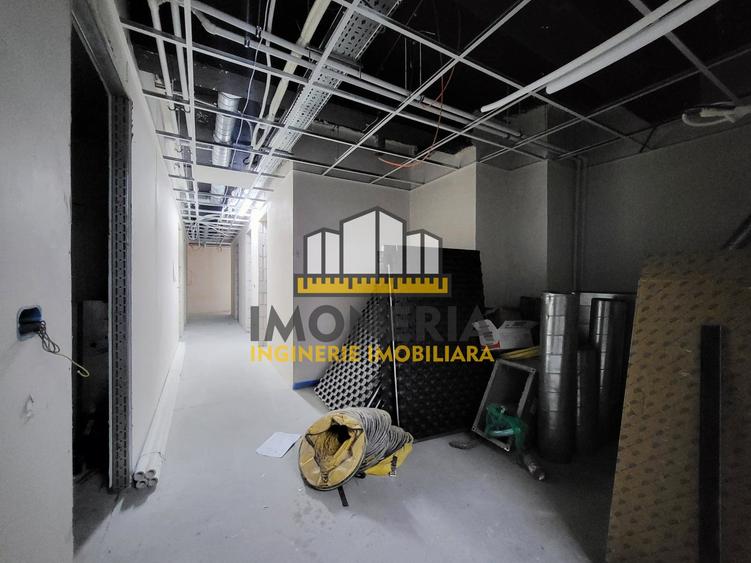 Spațiu comercial, de 150.25999450684 mp, în Mihai Bravu