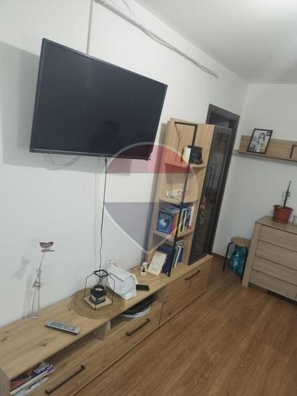 Apartament cu 2 camere semidecomandat, mobilat în Gării