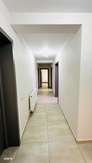 Casă cu 4 camere în Săsar