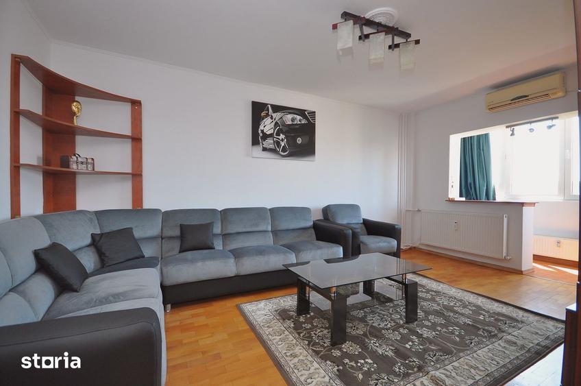 Apartament cu 3 camere decomandat în Drumul Taberei