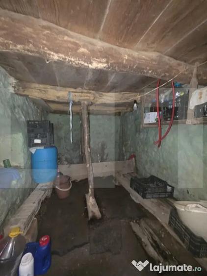 Casă cu 2 camere cu Teren 982 Mp în Bixad