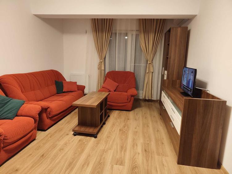 Apartament cu 2 camere decomandat în Cățelu