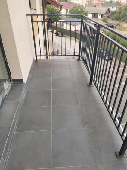 Apartament cu 2 camere decomandat în Gilău