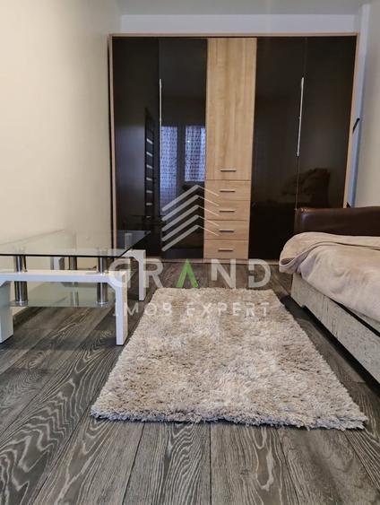 Apartament cu 2 camere semidecomandat, mobilat în Mănăștur